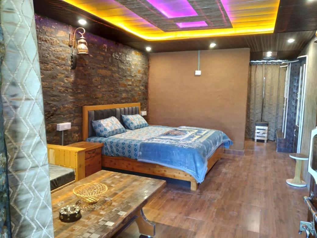 Nature Villaas Basa Homestay Pauri Kültér fotó